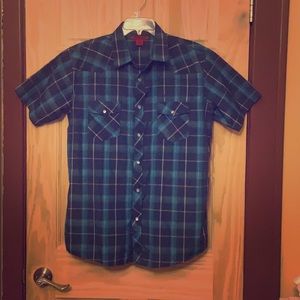Men’s short sleeve button down